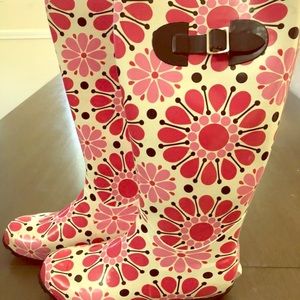 Women’s rain boots